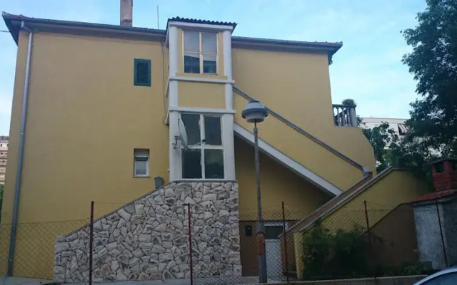 Apartment BonBon