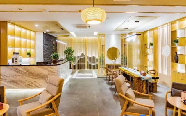 Chengdu West-Care Kate Hotel