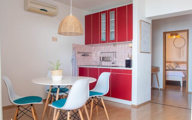 Sunny Apartments