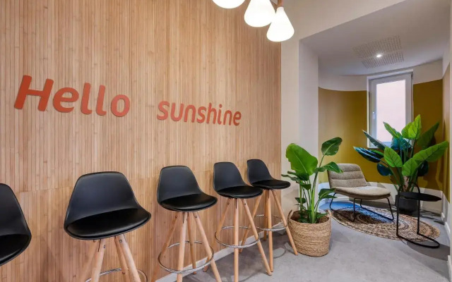 Alma Grand Place Hotel