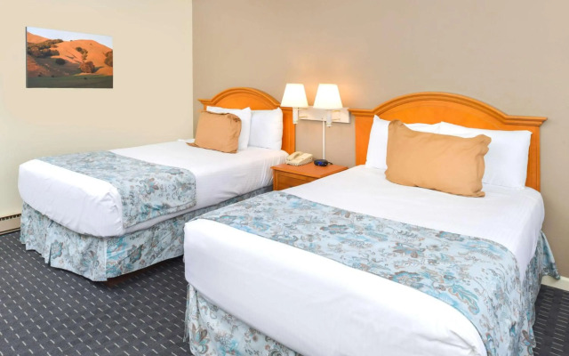 Svendsgaard's Danish Lodge Americas Best Value Inn