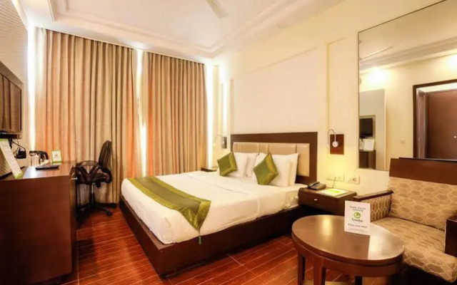 OYO 9553 Hotel Kings Plaza