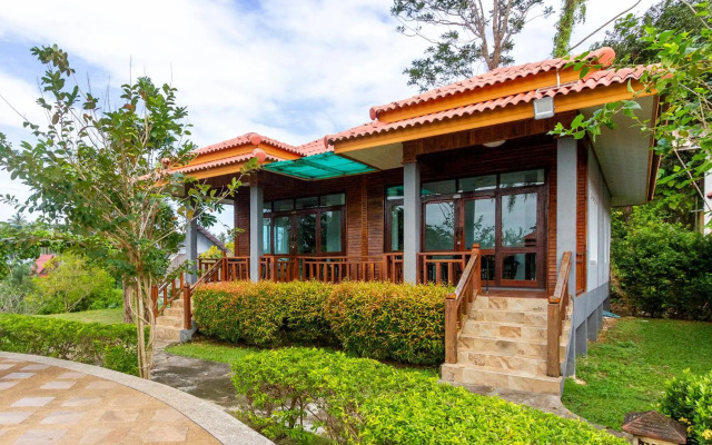 Lanta Lapaya Resort