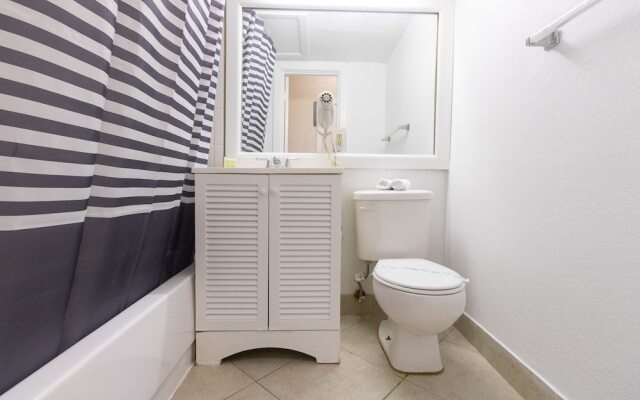 227 City View Hollywood Beach