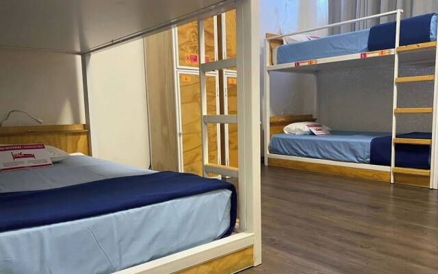 Pariwana Hostel Santiago