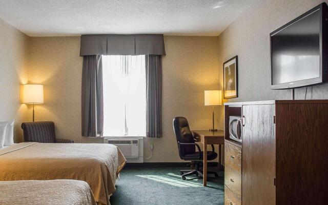 Quality Hotel and Suites Woodstock