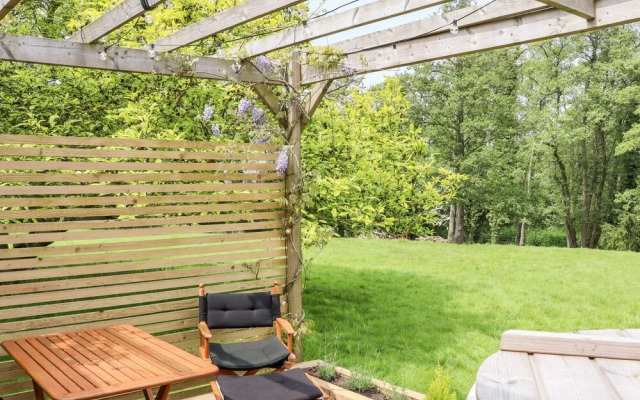 The Snug at Pickelden Farmhouse