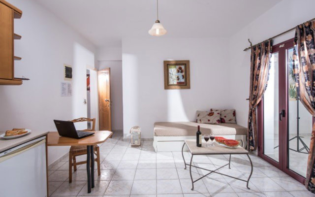 Irida Apartments by Estia