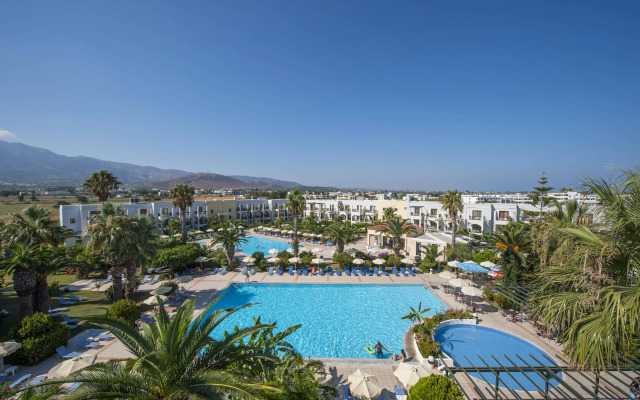 Tigaki Beach Hotel
