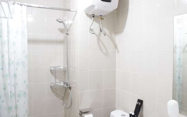 Modern Chic 2BR Apartment Parahyangan Residence near UNPAR