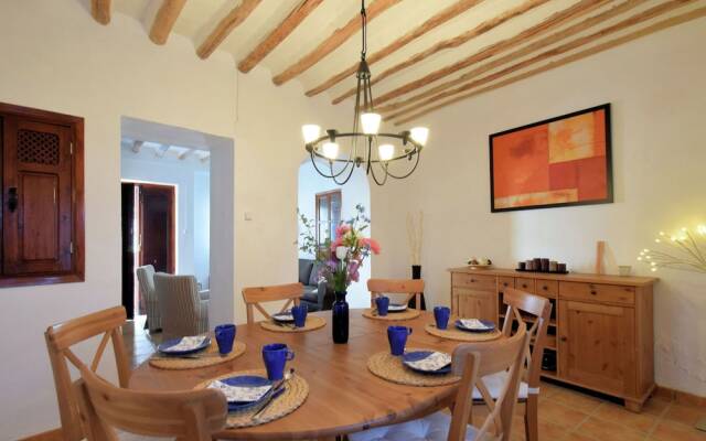 Beautiful Holiday Home with Private Pool in Rute