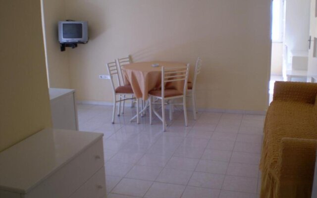 Linda Apart Hotel