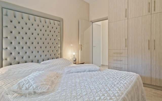 Montemar Studios & Apartments