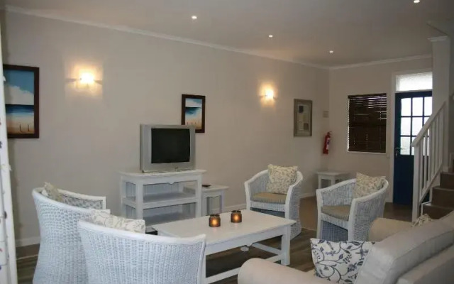 Pinnacle Lodge 79