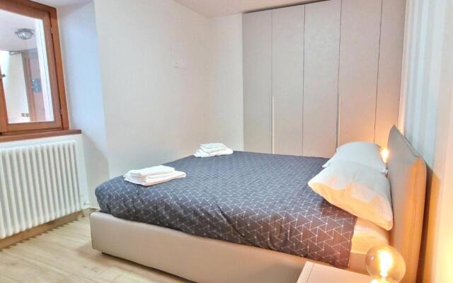 Lovely bright apartment in Barzio center