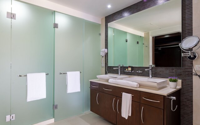 Z Casa Cielo 2 Bedroom Condo