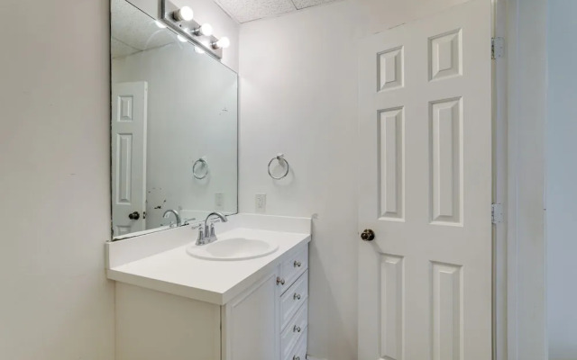 Stone Mountain Vacation Rental With Deck!