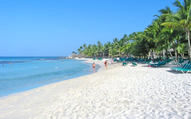 Viva Dominicus Village