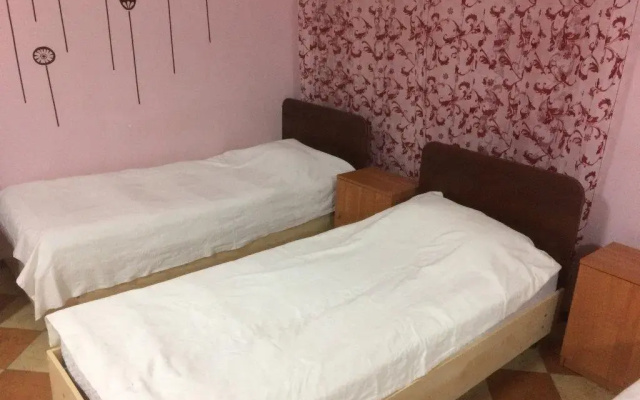 На Мирном