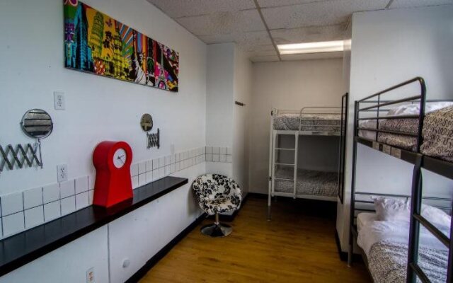 Wicked Hostels - Calgary