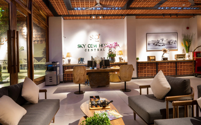 Sky Gem Central Hotel