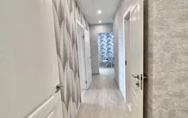 Sea Sun Apartment on Lenin street, 298B, building 4