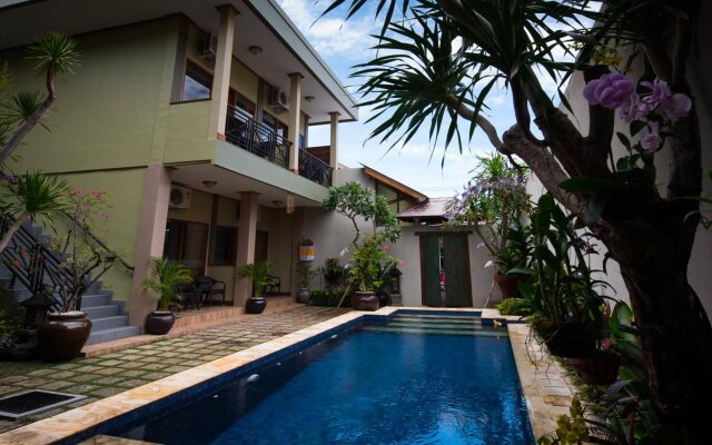 LemonGrass Cottages
