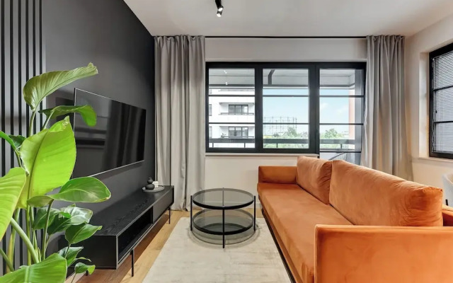 Doki Living - Foodhall & Parking by Downtown Apartments