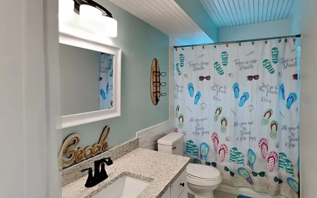 Beach House Lower