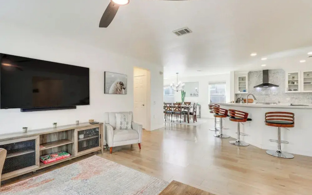 Centrally Located Austin Home w/ Private Patio!