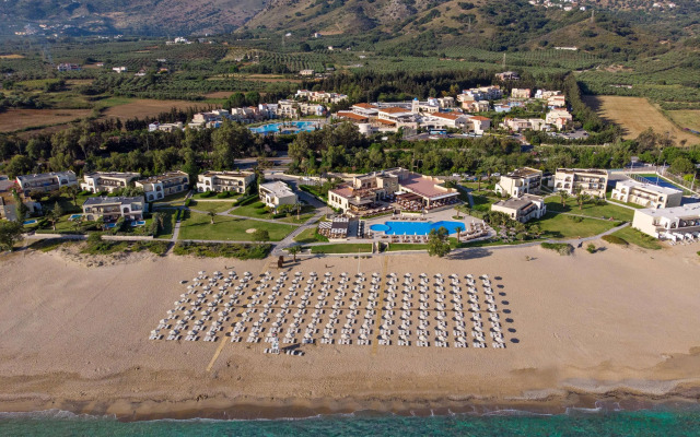 Pilot Beach Resort