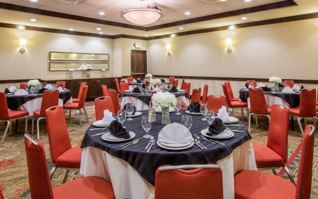 Crowne Plaza Anchorage Midtown by IHG