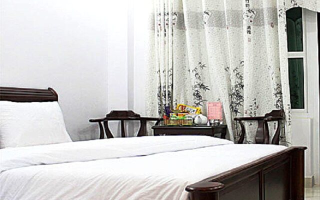 Hotel Khách Sạn Thiên Hà