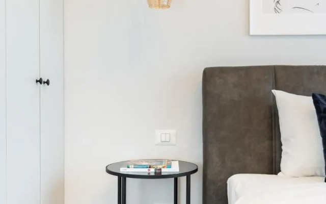 Superb City View - Bright & Stylish - 2BR