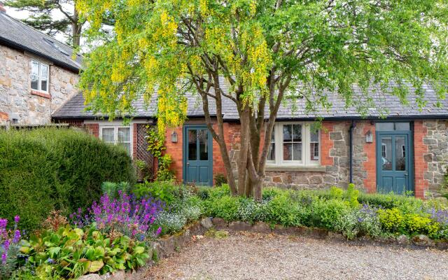 Courtyard Cottage