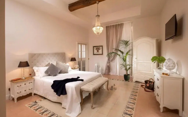 Trevi Ab Aeterno - Amazing View of the Trevi Fountain