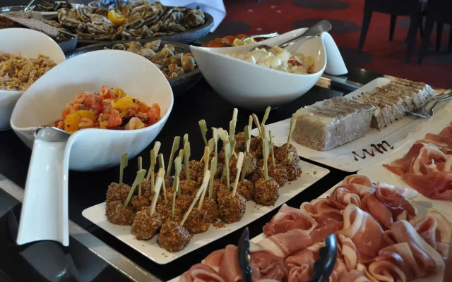 Hotel Mercure Omaha Beach