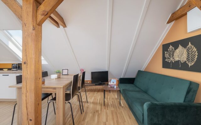 Bright Apartment Kazimierz by Renters