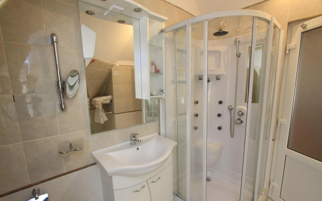 Hotel Rina Cerbul
