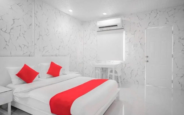 OYO 630 Sena Gladyz Suites