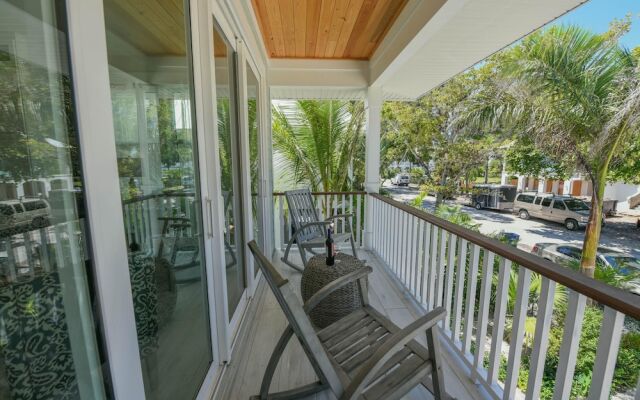 Reef Romance Apartment 4