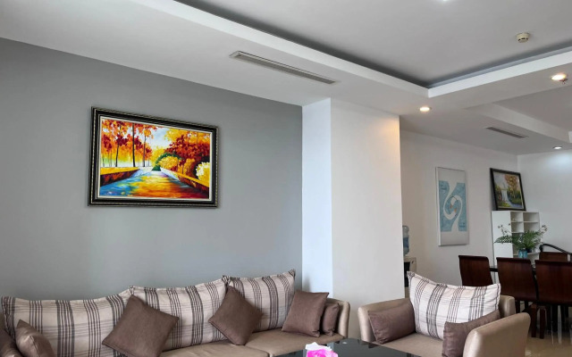 Vinhomes Royal City Luxury Apartment 2 Br