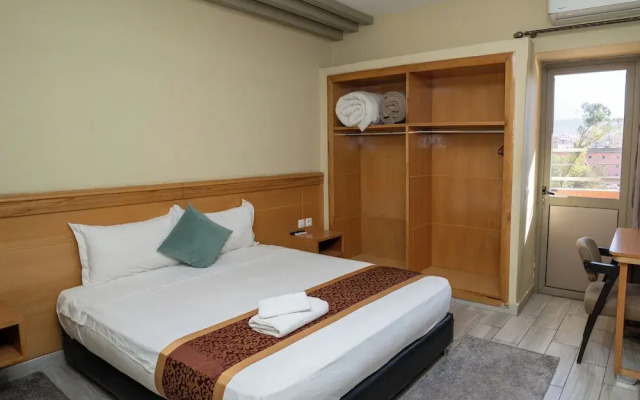 Hotel Golden Flora