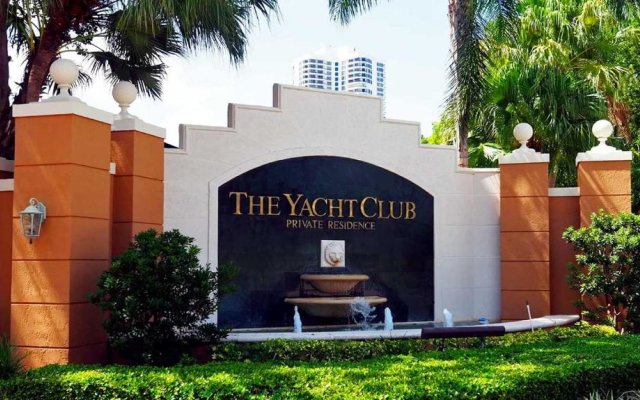 Three-Bedroom Apartment at The Yacht Club Aventura