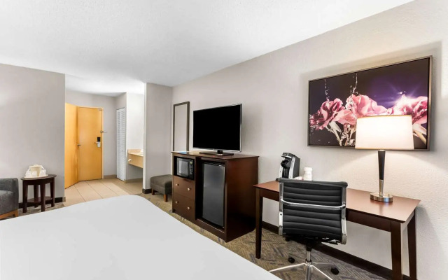 Best Western Oswego Hotel