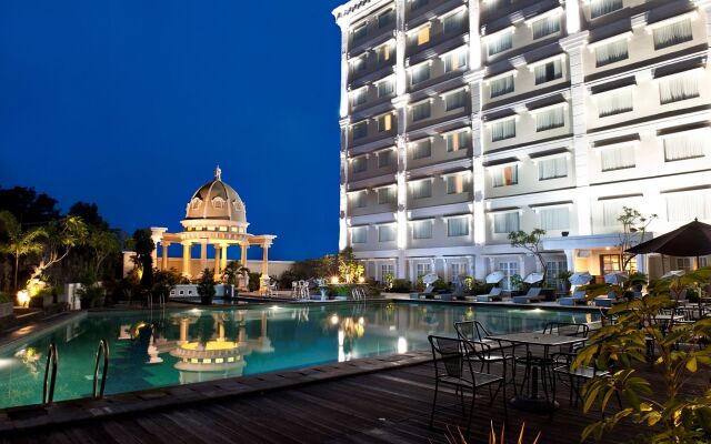 The Rich Jogja Hotel