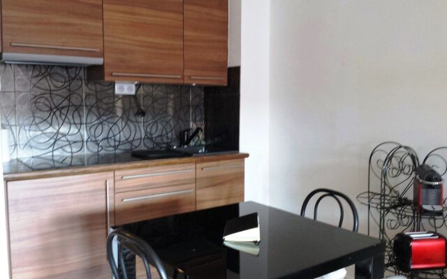 Beau Studio avec terrasse Sud- Haut Suquet