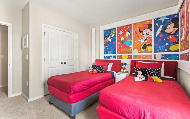 Themed Mickey Bedroom 4BR at Solterra