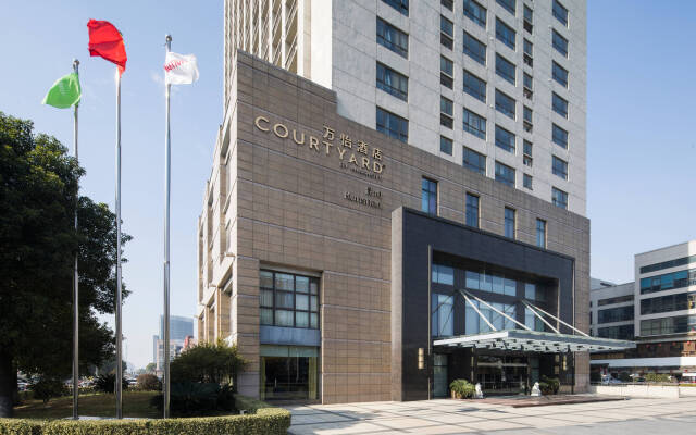 Courtyard by Marriott Kunshan