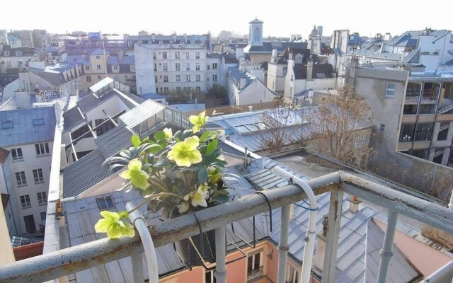 Cute Nest in Marais District